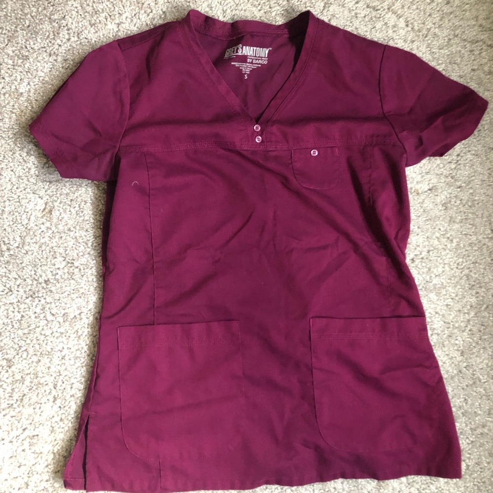 Scrub set